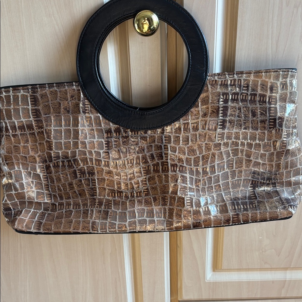 Faux Crocodile Pattern Clutch - Picture 9 of 16